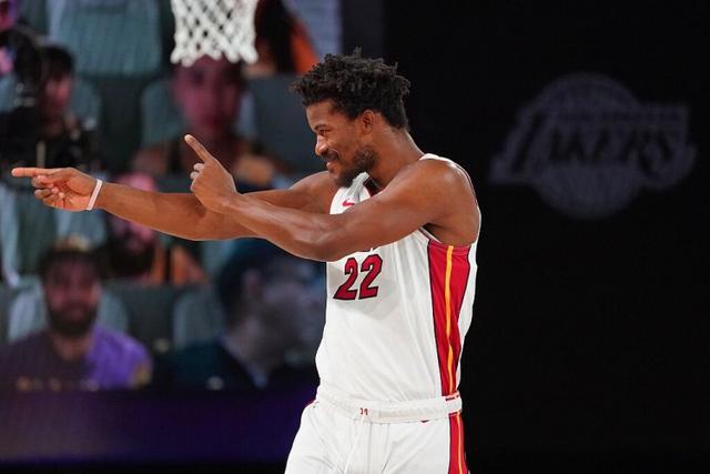 杜兰特比尔合砍54分约基奇25+15 太阳复仇掘金